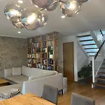 Hubane Majaosa Vaikses Piirkonnas